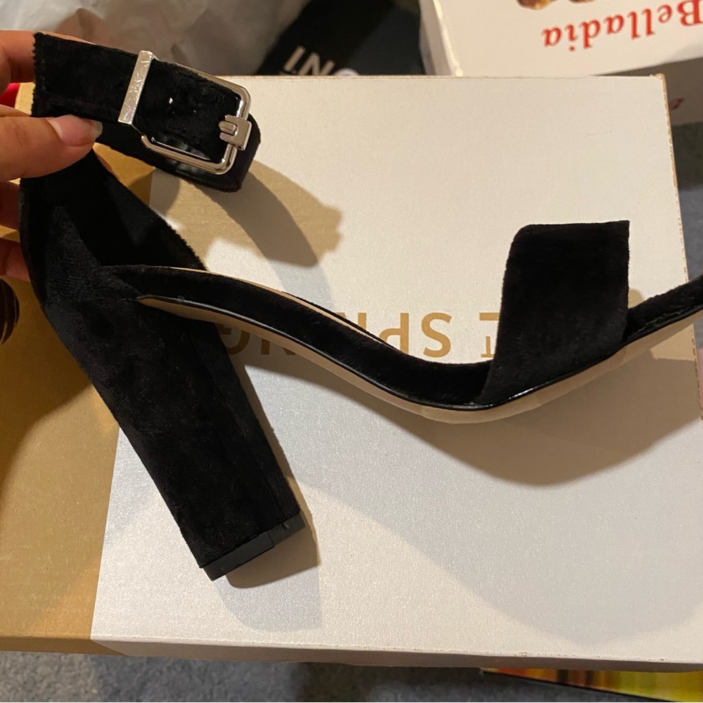 Black Call it spring Suede Sandals